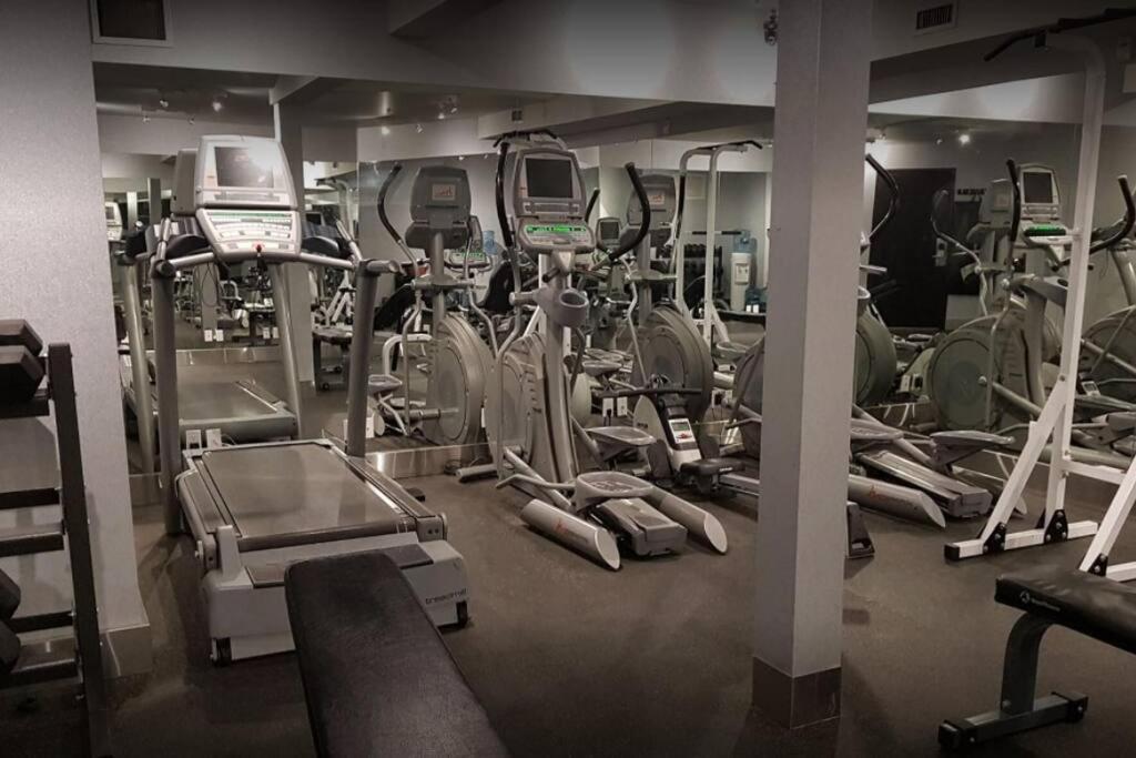 Luxury Two Queen Beds Condo - Grande Rockies Resort Indoor Parking Pool Hot Tub Gym Canmore Exterior photo