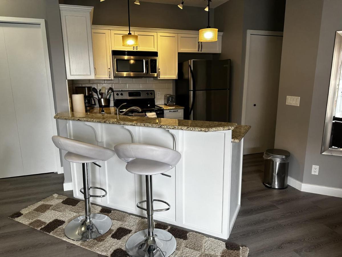 Luxury Two Queen Beds Condo - Grande Rockies Resort Indoor Parking Pool Hot Tub Gym Canmore Exterior photo
