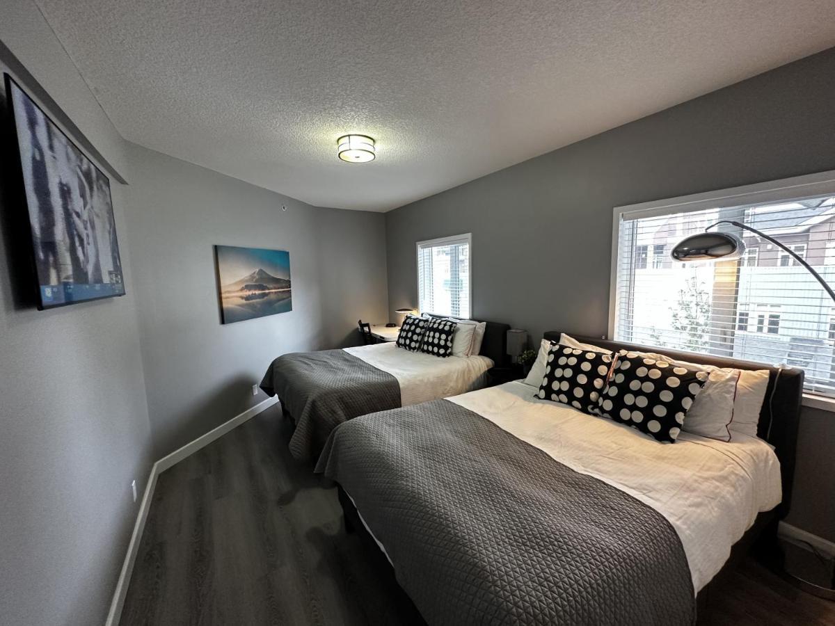 Luxury Two Queen Beds Condo - Grande Rockies Resort Indoor Parking Pool Hot Tub Gym Canmore Exterior photo