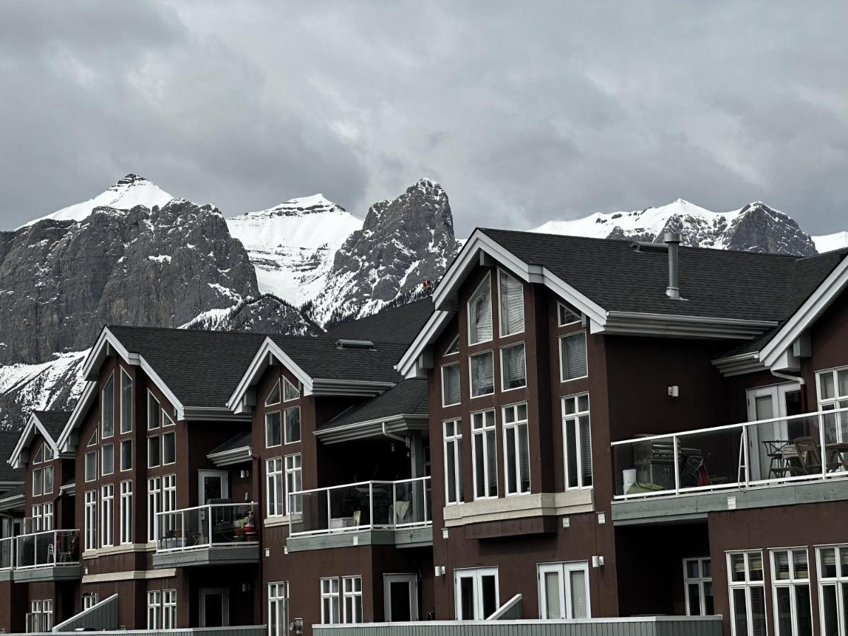 Luxury Two Queen Beds Condo - Grande Rockies Resort Indoor Parking Pool Hot Tub Gym Canmore Exterior photo
